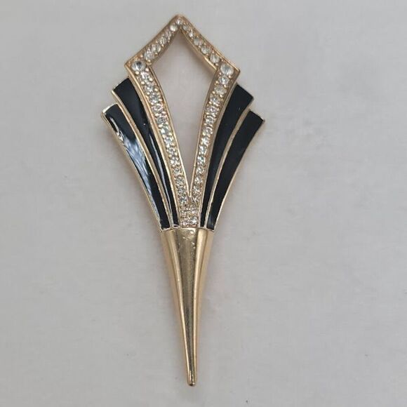 TRIFARI Vintage Brooch - Picture 2 of 6